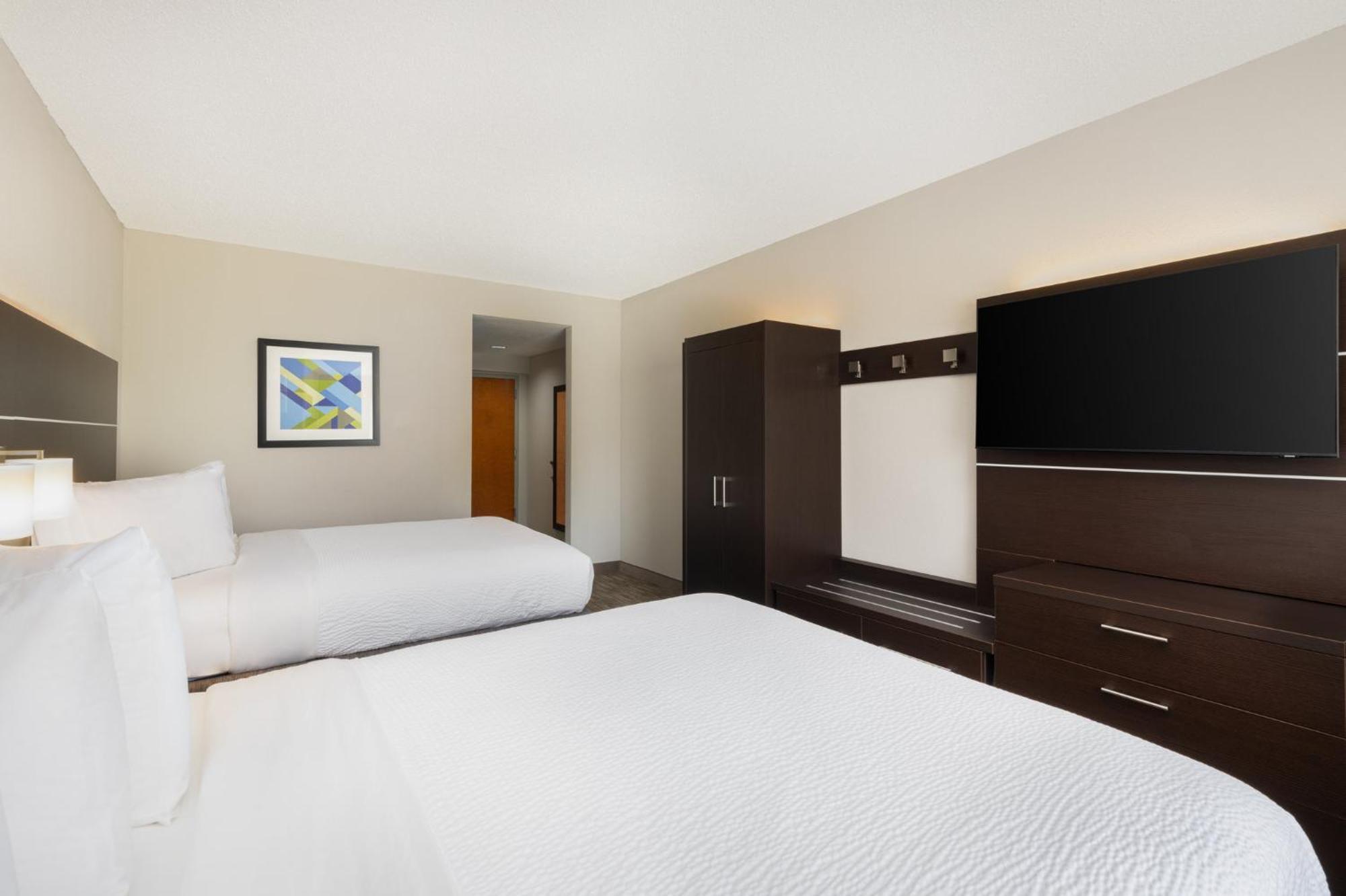 Holiday Inn Express - Spring Hill By Ihg Exterior foto